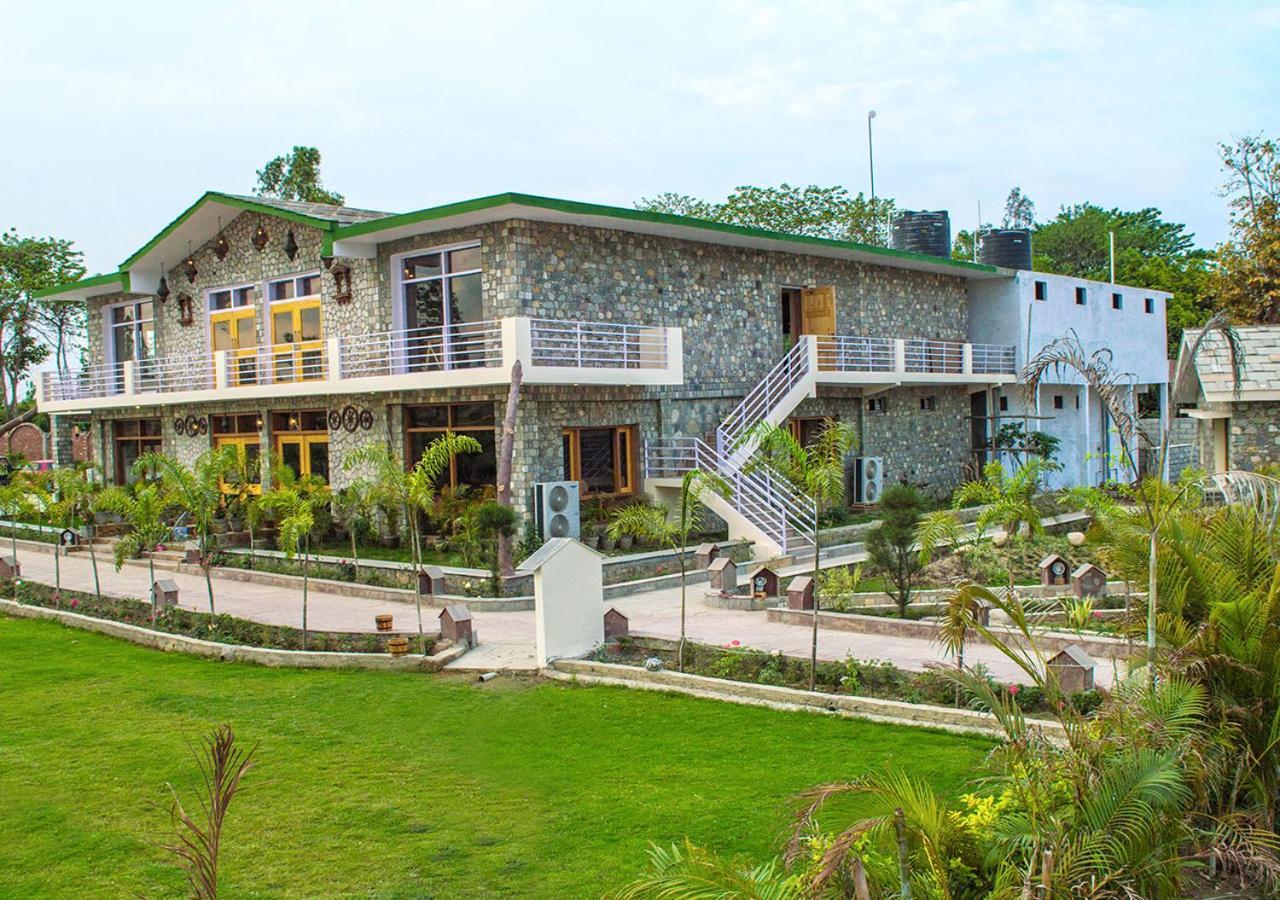 Tag Resorts The Banyan Retreat Rāmnagar Exterior foto